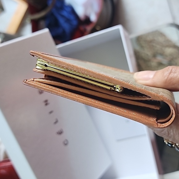 Authentic NWOT CELINE kiss lock Wallet - Picture 7 of 12